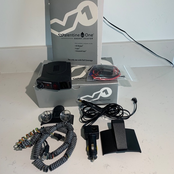 Valentine1 Gen1 Valentine One Generation 1 Pre-Owned Radar Detector Locator - Picture 1 of 16